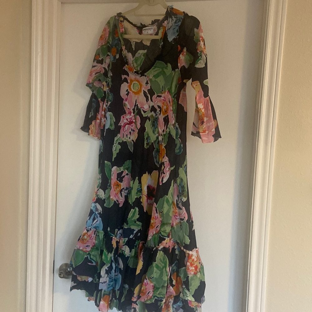 One season size small floral dress